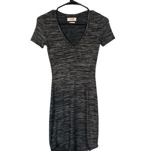 Golden by TNA Gray Marled Short Sleeve V-Neck Stretch Dress Women Sz XXS